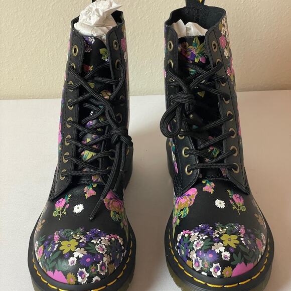 Dr. Martens 1460 Pascal Black Floral Boots Size 6 Doc Martens Flower Combat Punk - Picture 2 of 9